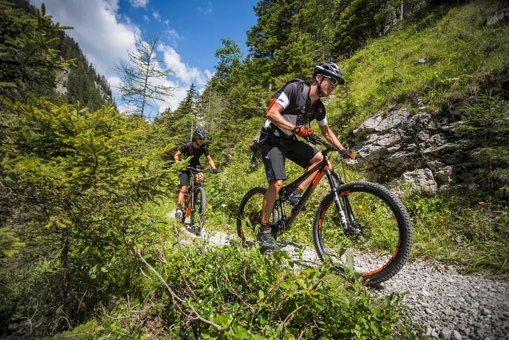 zwei Radfahrer