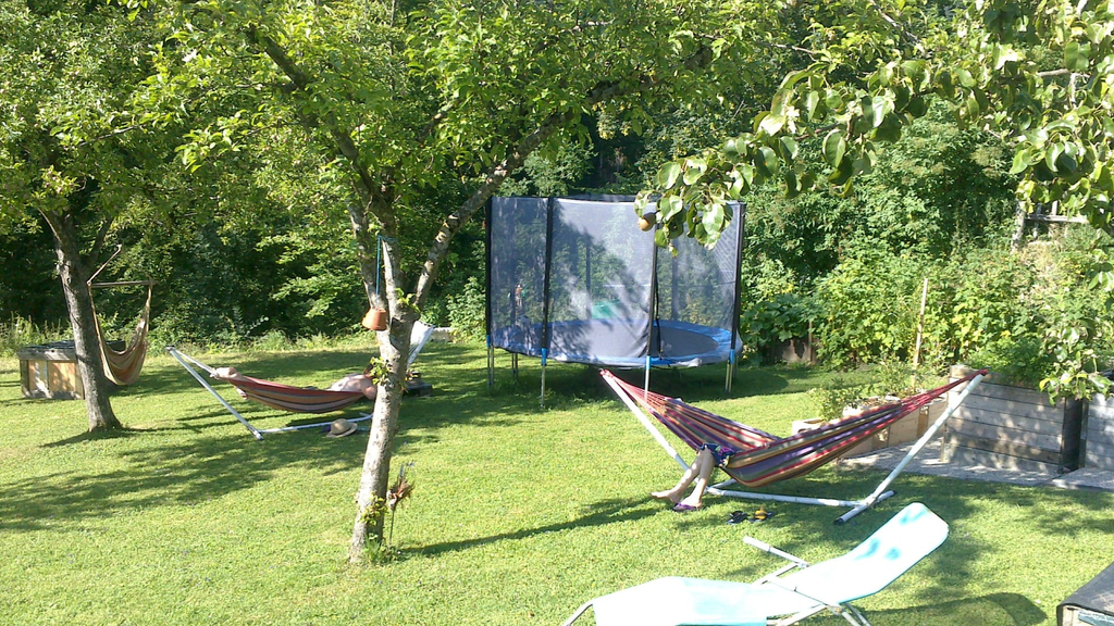 Spielplatz im Garten am Bauernhof Hansenmann