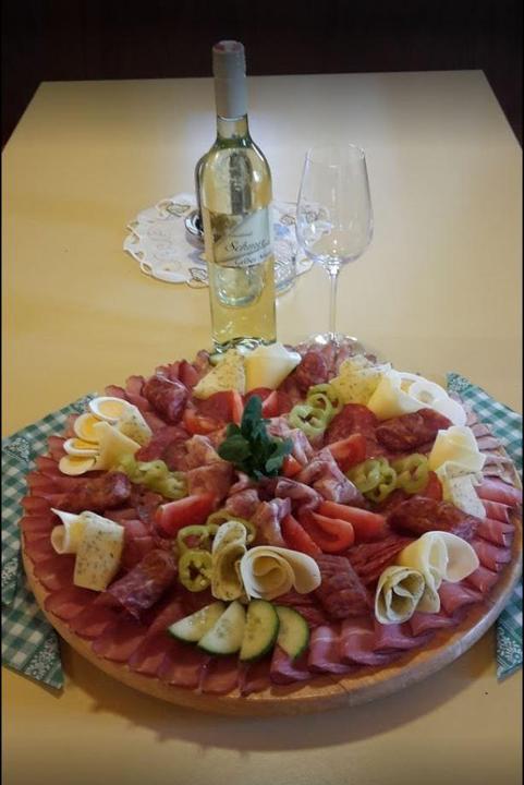 Jause Buschenschank Schmer