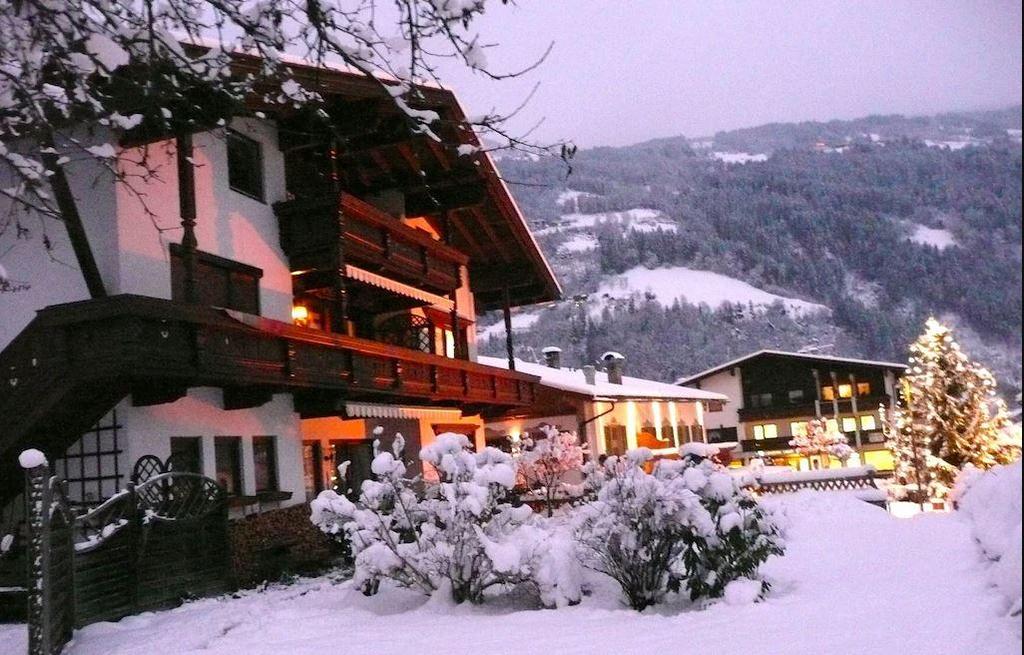 Zillertal_Aschau_Gerlossteinblick_Waldner_Hausansi