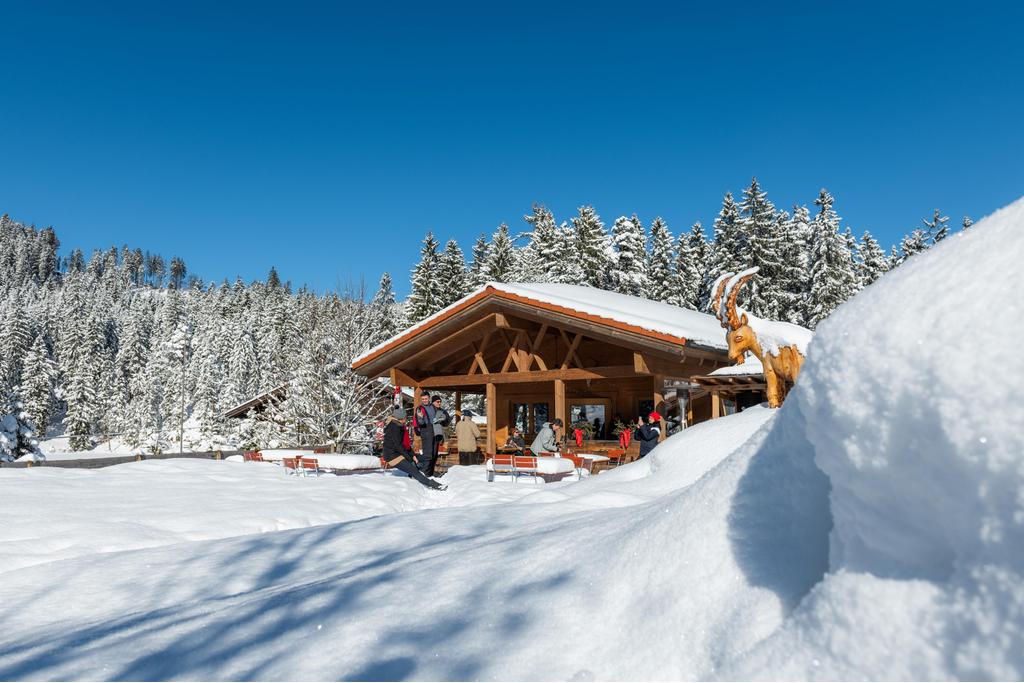 Frauenseestube Außenansicht Winter