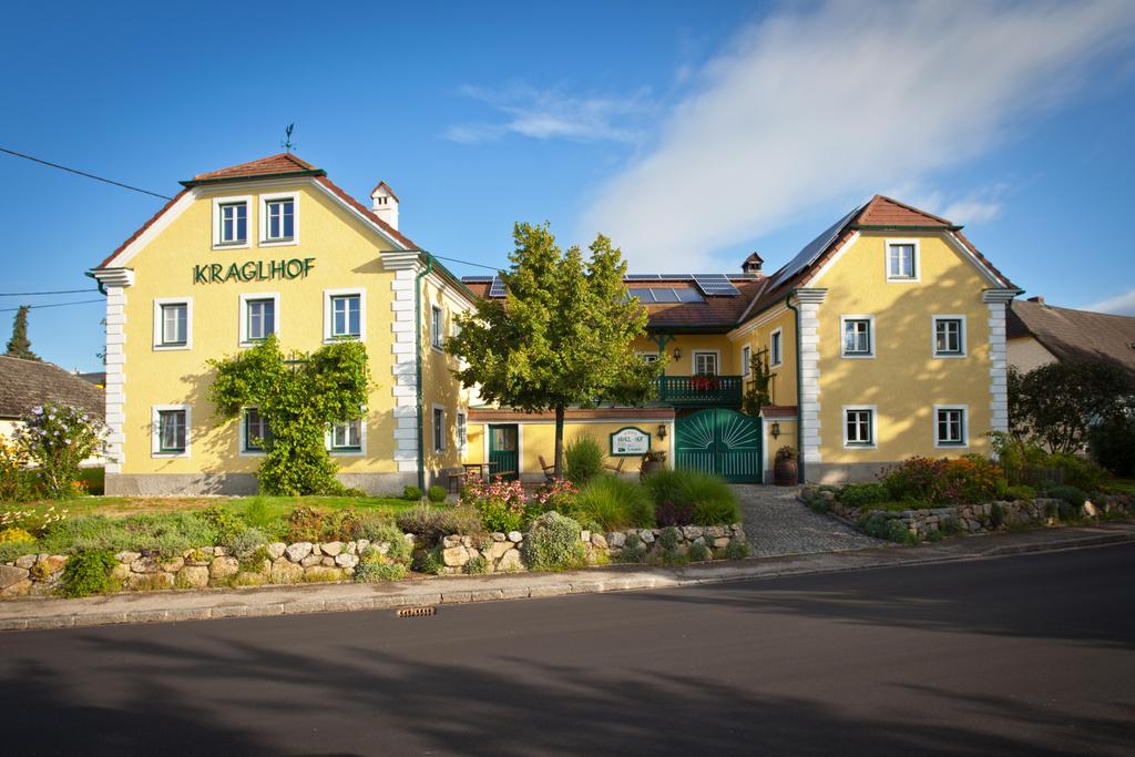 Kraglhof-front