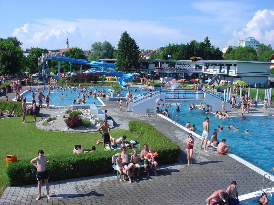 Stadtbad Sch\u00e4rding
