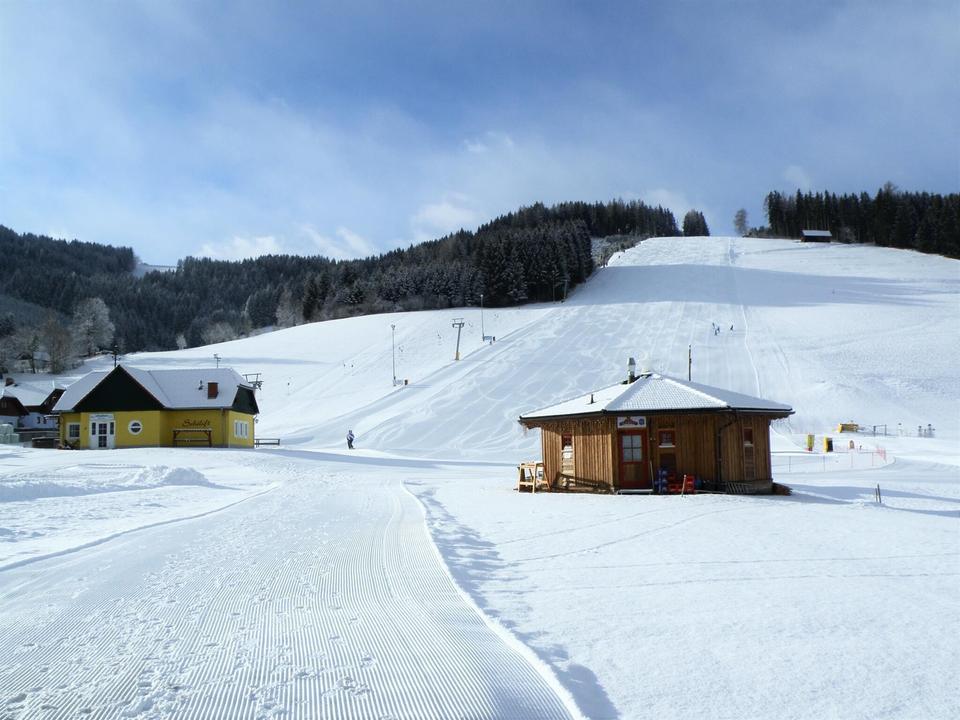 Skilifte-Piste1-Murtal-Steiermark