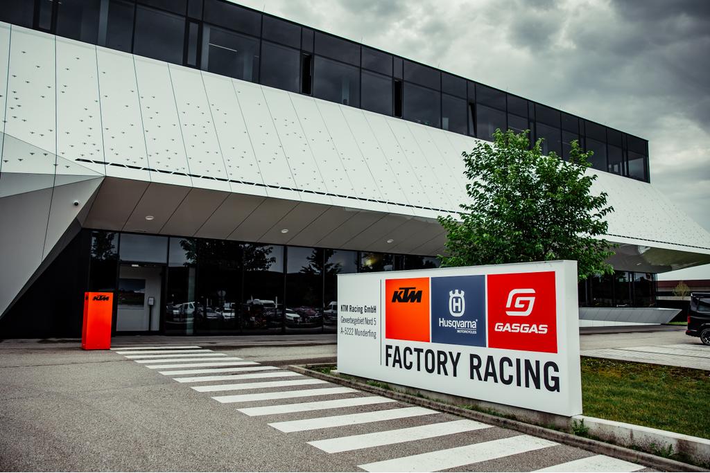 543114_KTM Factory Racing Media Day_Motorsport Building _2023_Photo Selection 2023_KTM Factory Racing Media Day