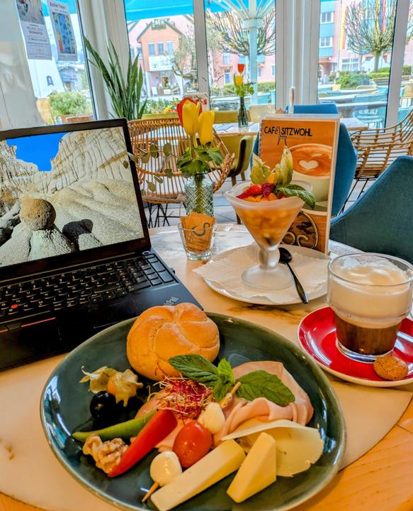 Workation im Café Sitzwohl