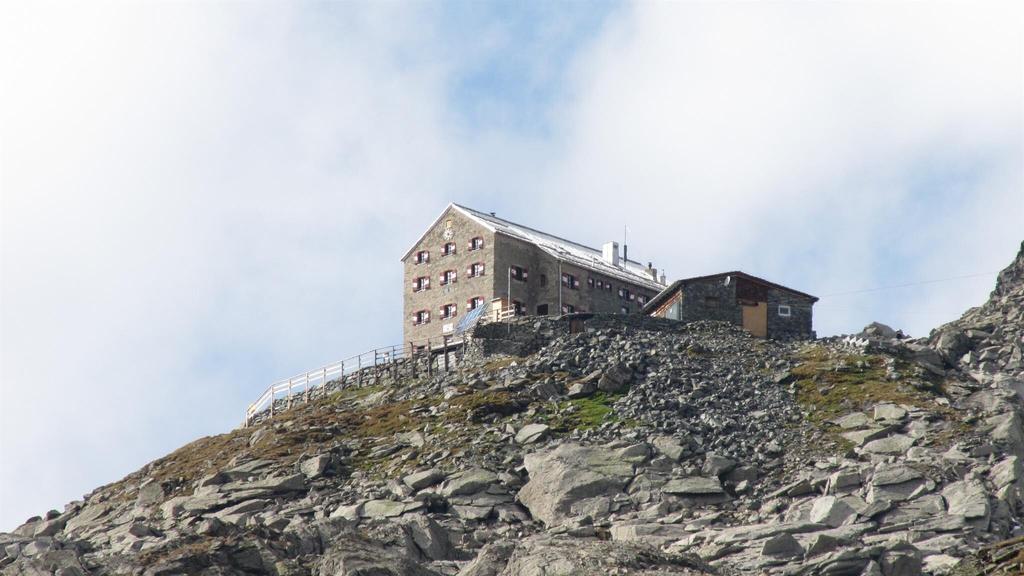 Neue Prager Hütte
