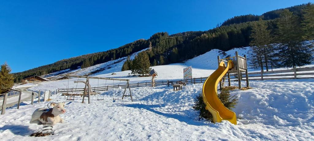 Spielplatz Schönangeralm  Winter