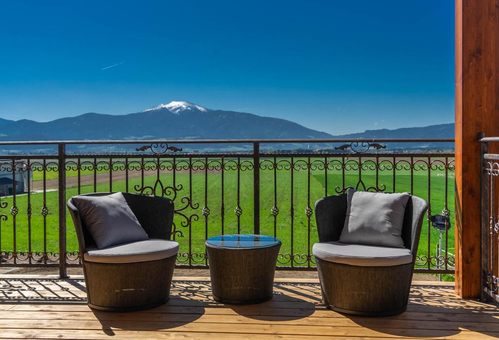 HotelRestaurantPerschler-Ausblick-Murtal