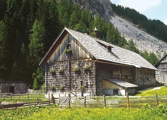 Almhütte