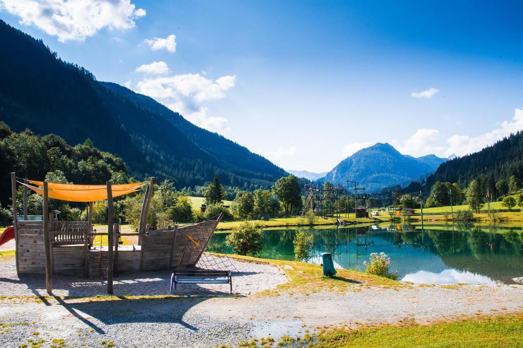 Badesee-Flachauwinkl-Spielplatz