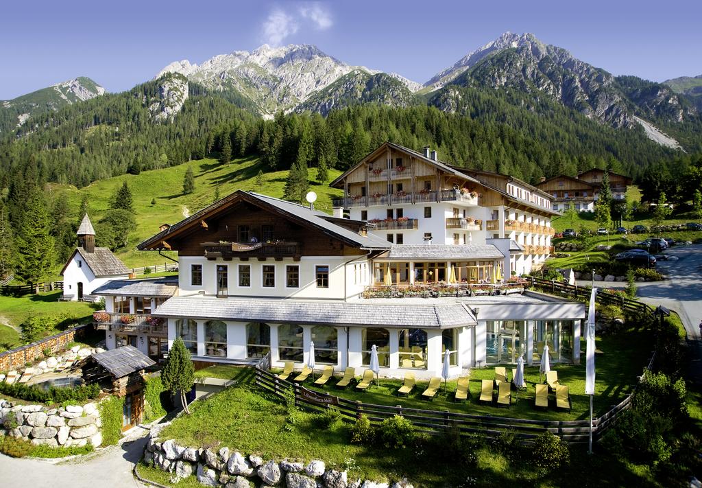 Almwellness-Resort Tuffbad