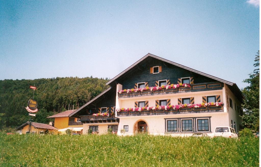 Frühstücksrestaurant und Hotel-Garni  Pfandlwirt