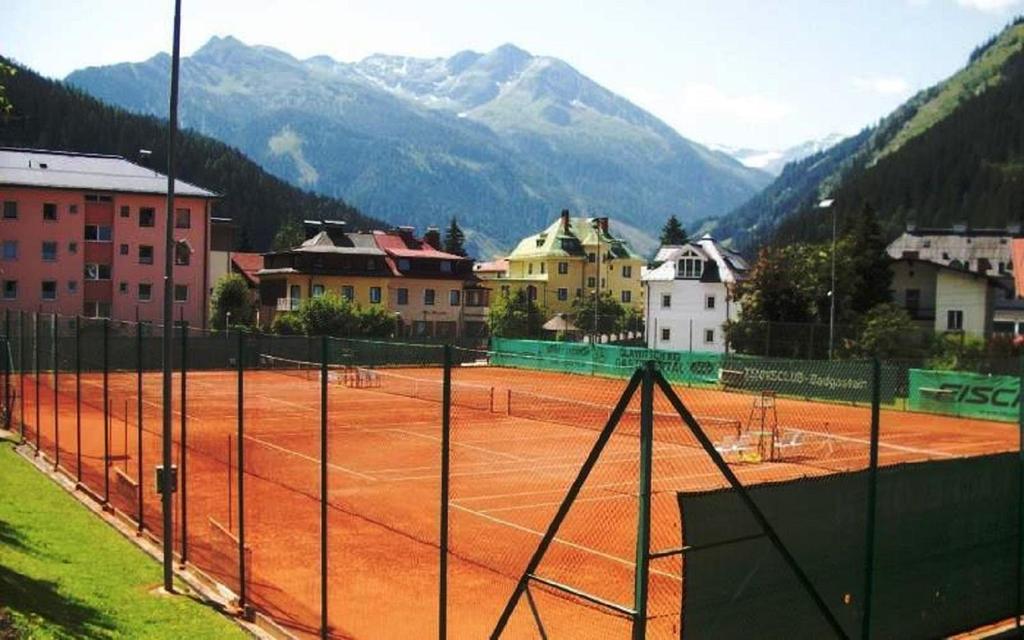 tennisplatz_poserplatz