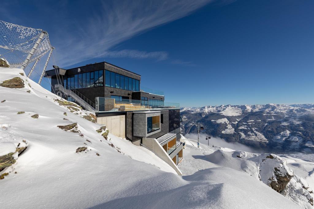Albergo Hochzillertal Außenansicht