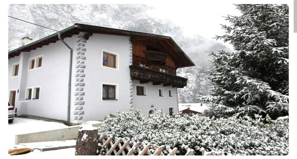 Screenshot_20211003_170925