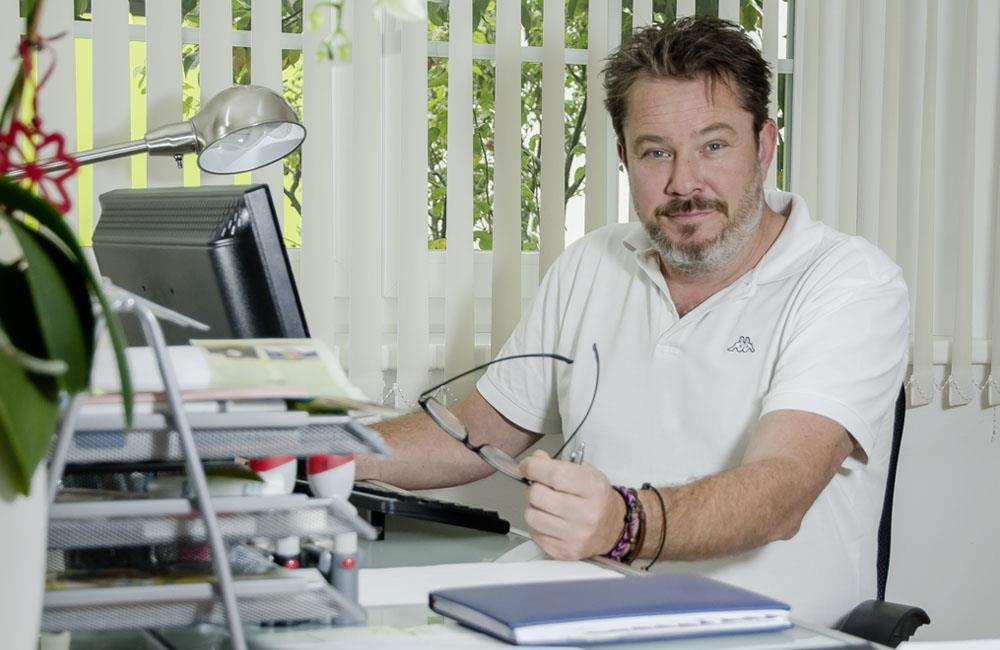 Dr. Kinger Bernhard