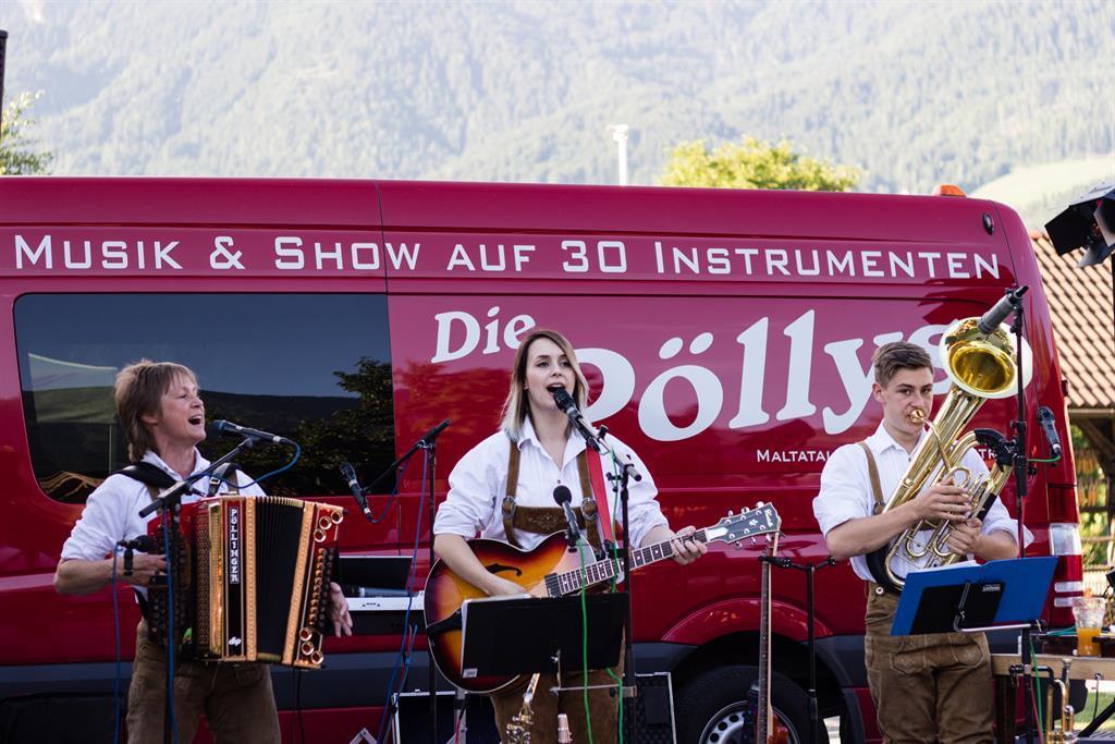 Konzert mit "Die Pöllys"