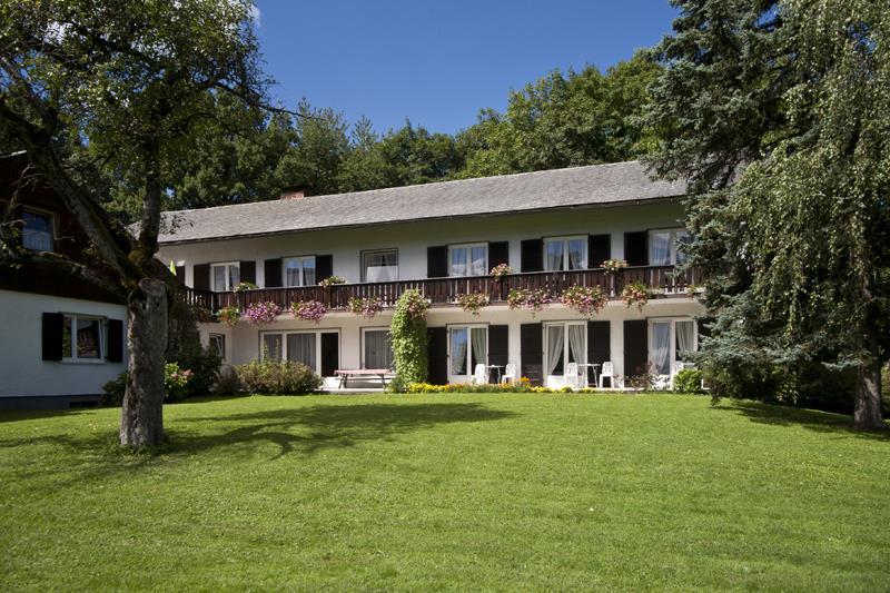 Pension Erlhof Hausansicht