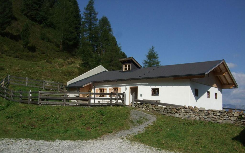 Stamser-Alm-1.jpg