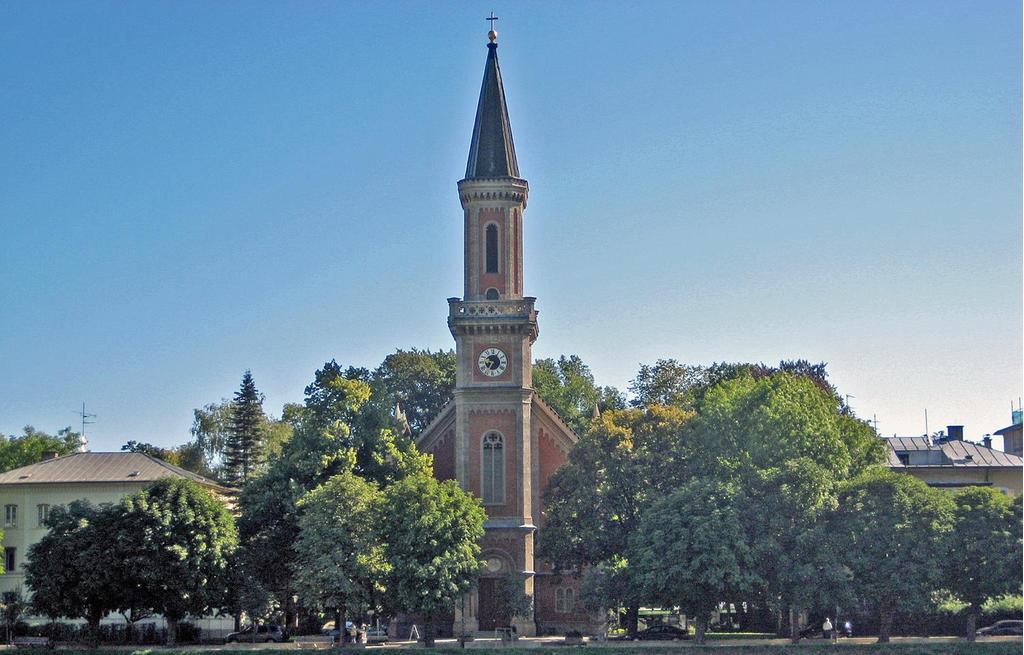 Christuskirche vom Salzachufer aus