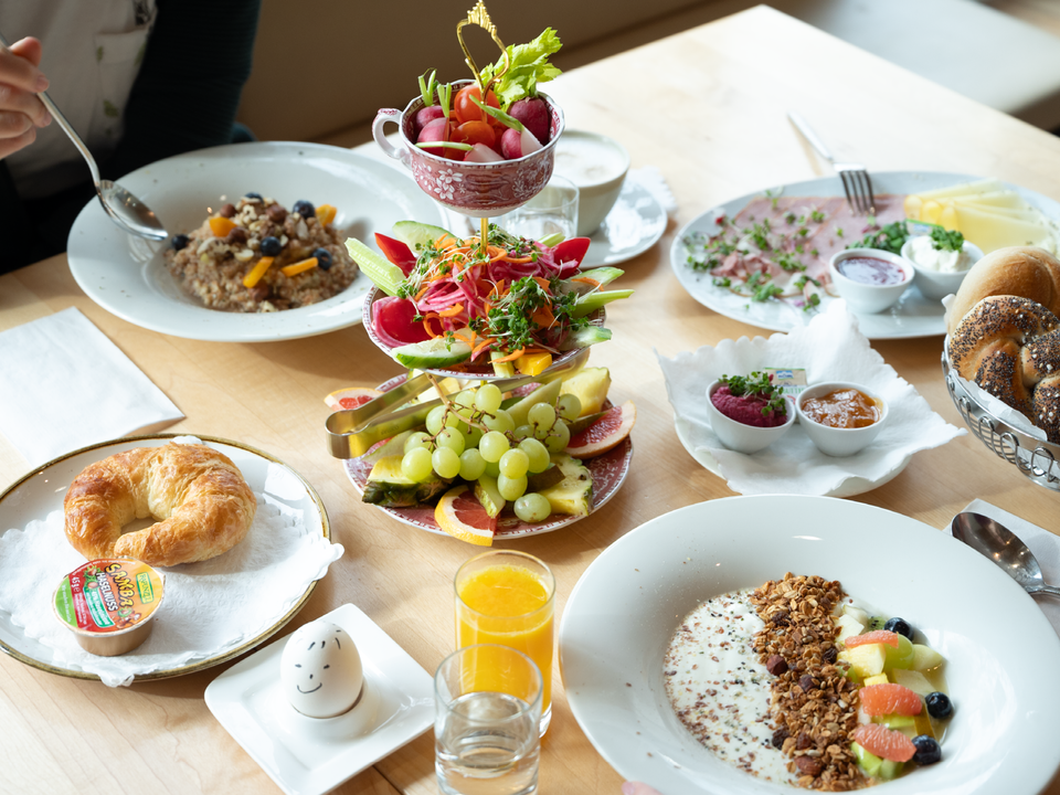 Frühstück am Biohof Achleitner