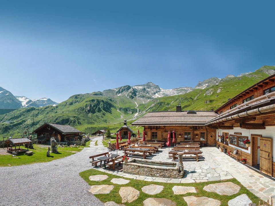 FürthermoarAlm mit imposanter Aussicht