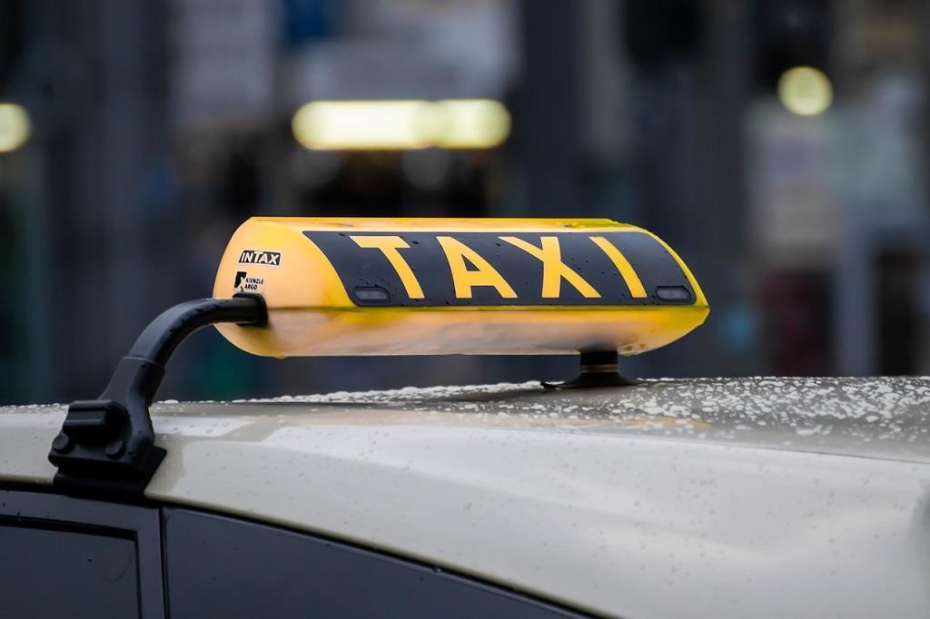 Symbolbild Taxi hochgeladen von Ferienregion Böhme