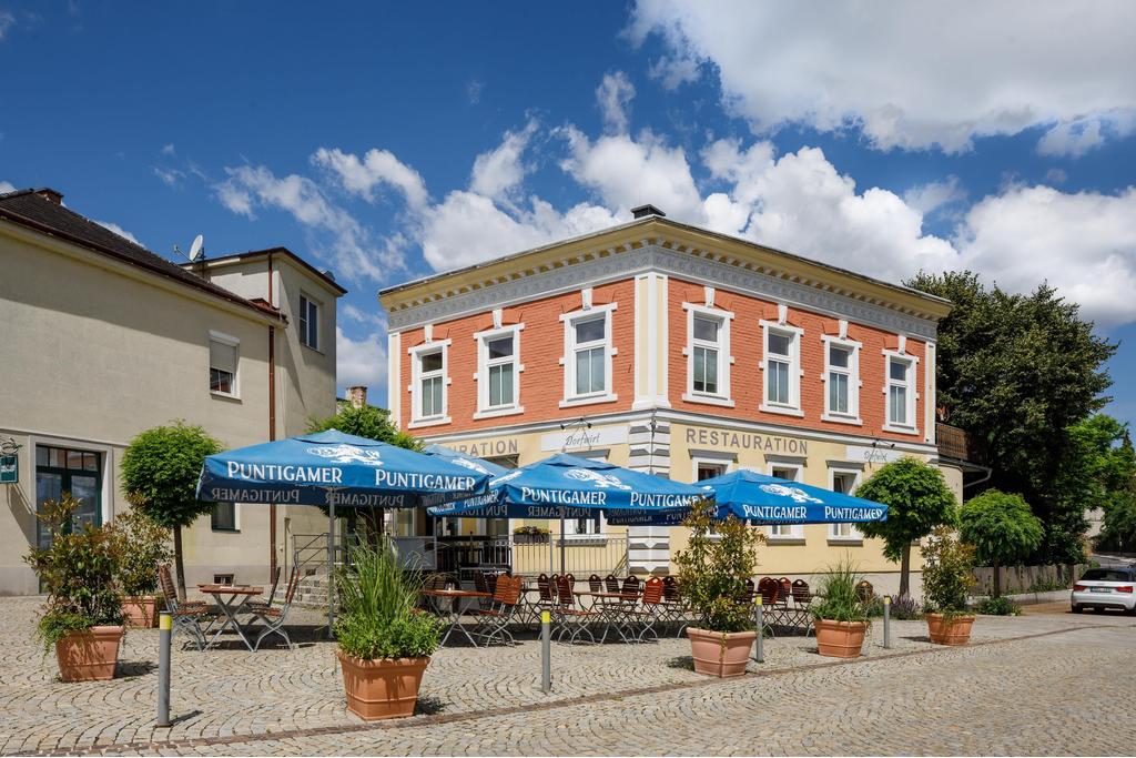 Dorfwirt