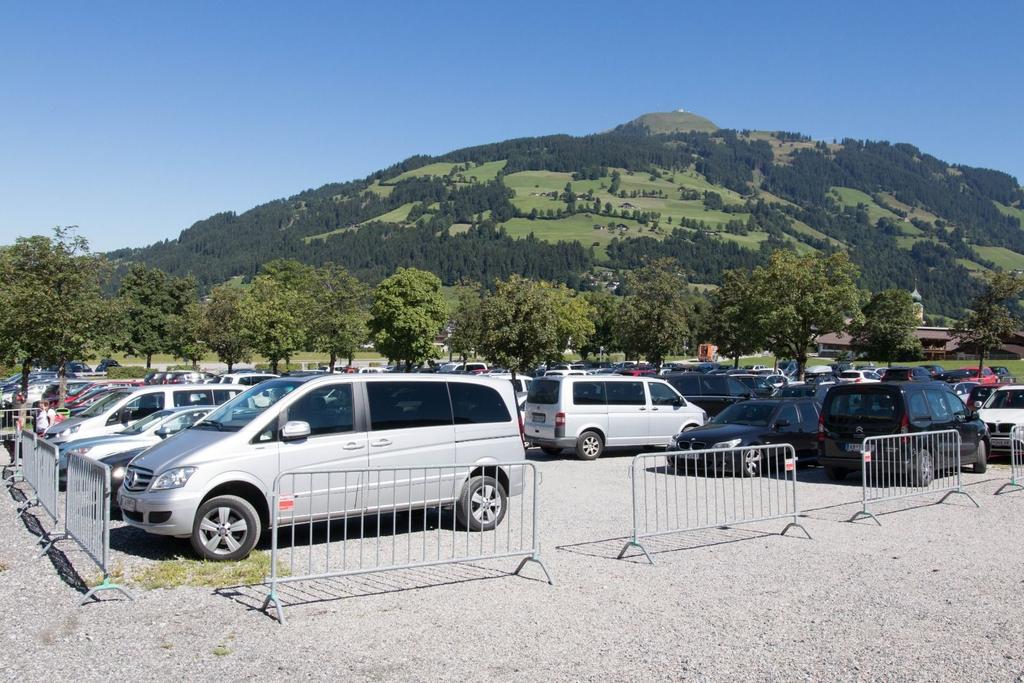 Parkplatz Bergbahn Westendorf Kitzbüheler Alpen-Brixental _ Mathäus Gartner (2).jpg