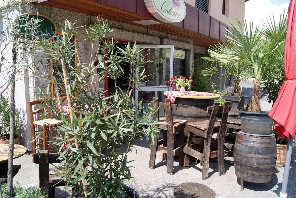 Höher's Osteria