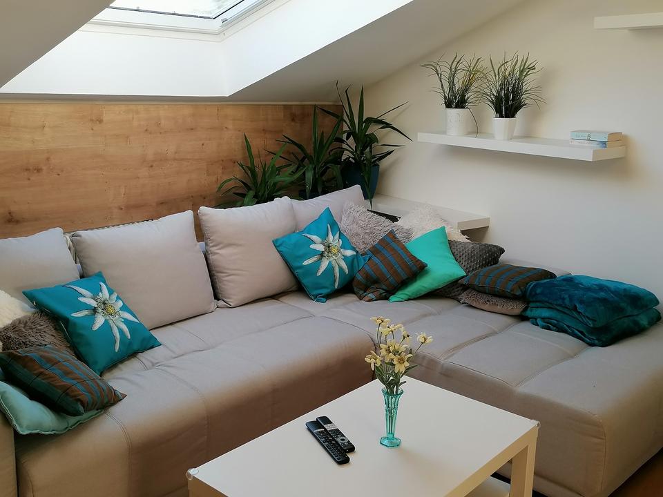 Alpenblumal Sofa
