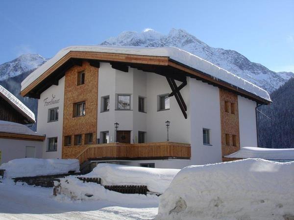 Winterbild - Forsthaus Tschiderer