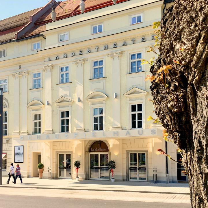 Schauspielhaus an der Promenade Linz