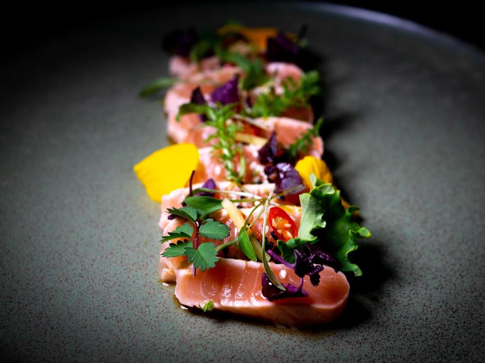 Miss Cho - Frisches Lachs Tataki