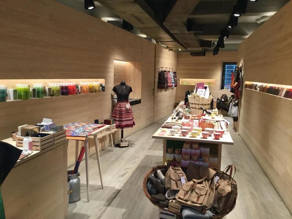 Shop