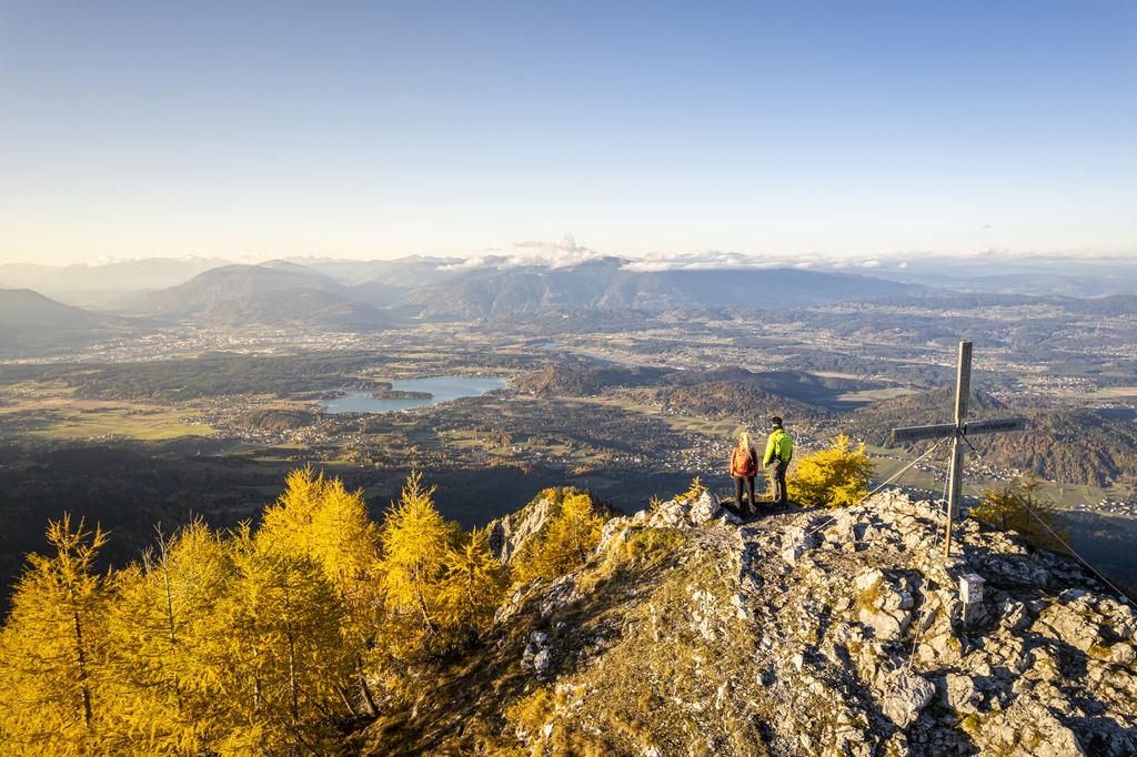 Herrlicher Panoramablick vom Gipfel der Ferlacher Spitze (1.742 m)