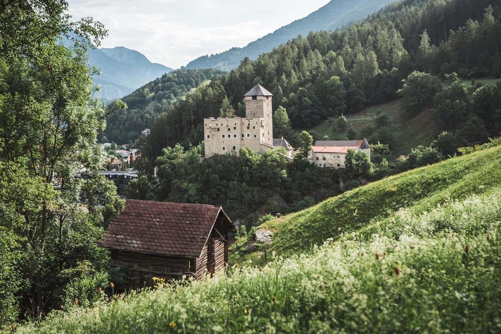 Schloss Landeck_015_Huber Roman_web.jpg