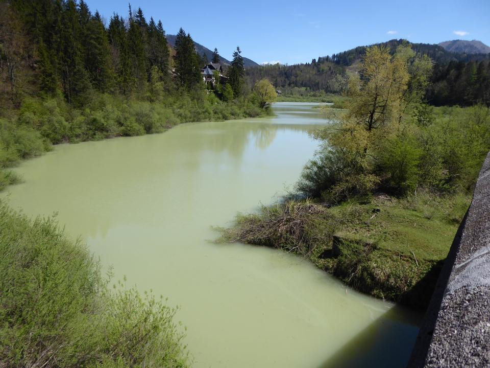 Schlucht des Rettenbachs auf dem Wanderweg