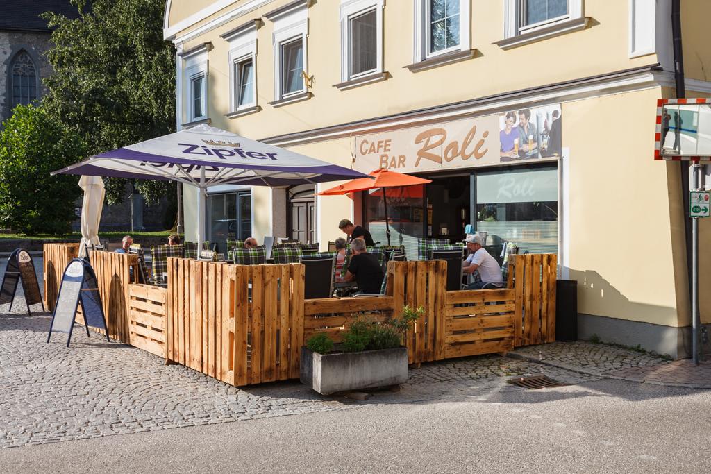 Cafe Bar Roli