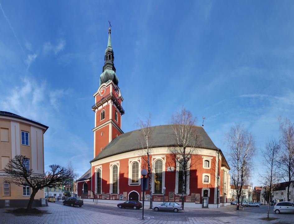 Stadtpfarrkirche Ried im Innkreis