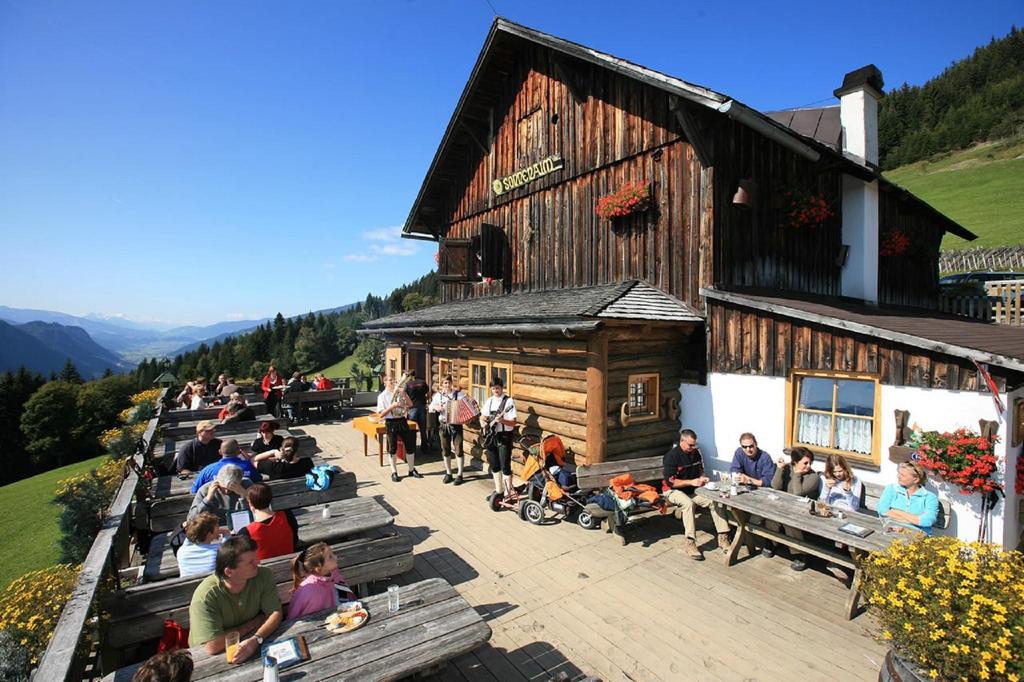 Sonnenalm im Sommer