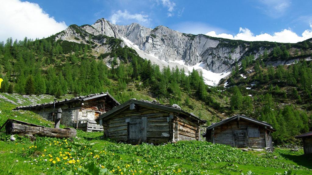 urige Pasillalm unterhalb des Seeberg Gipfels