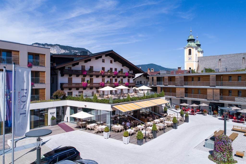 Hotel Wirtshaus Post St. Johann in Tirol Innenhof