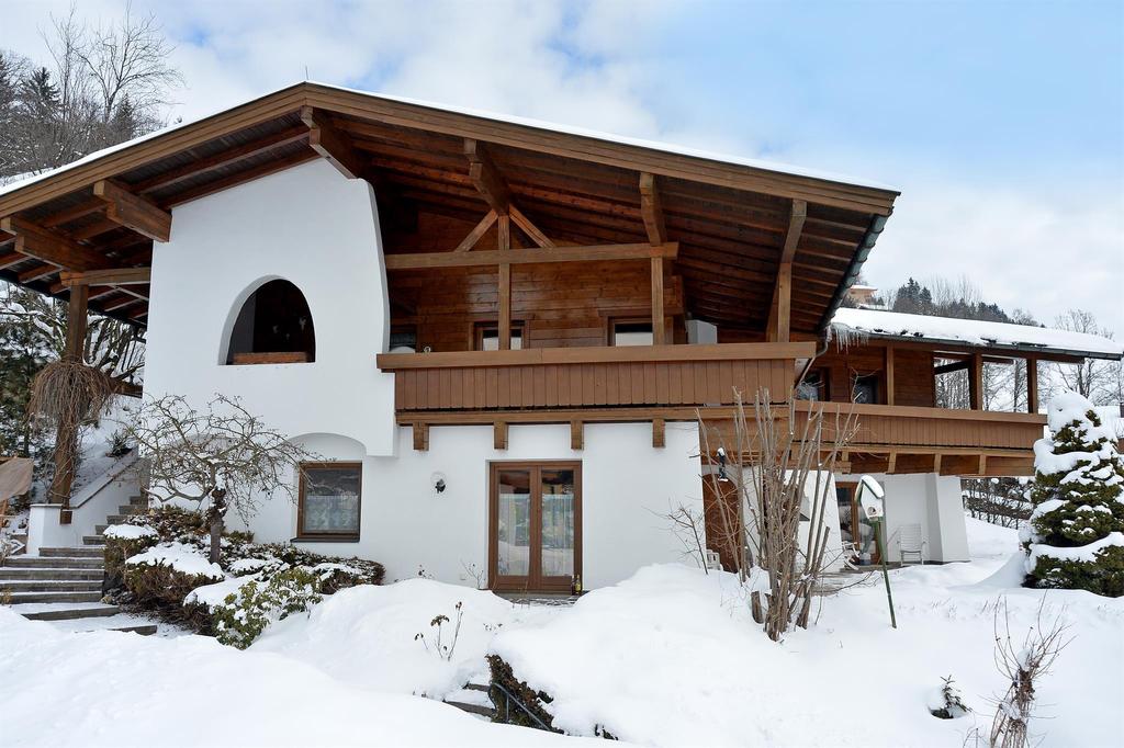 Hausansicht Winter