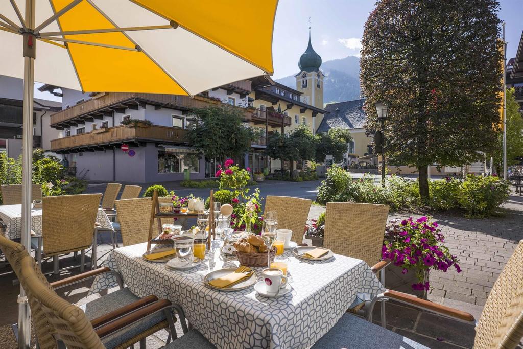 Frühstück auf der Terrasse