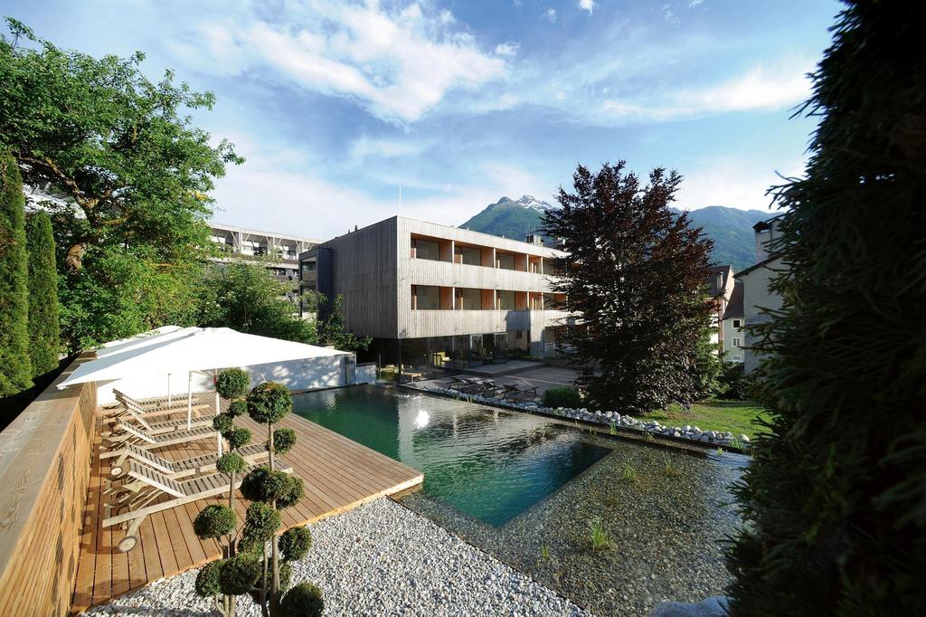 Hinteregger Hotel Pool 2 Juni 2013