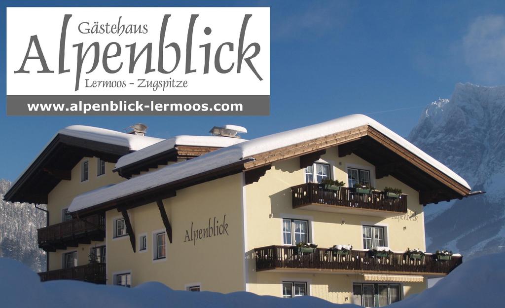 Alpenblick Winter mit Logo