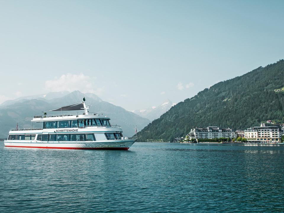 Schiffahrt am Zeller See