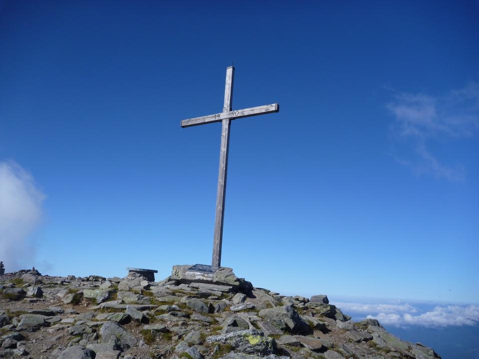 Zirbitzkogel-Gipfelkreuz 2396 m